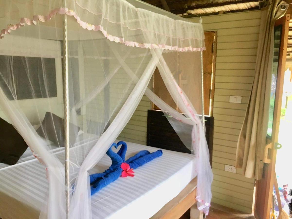 Koh Mook Mountain View Hotel Bagian luar foto