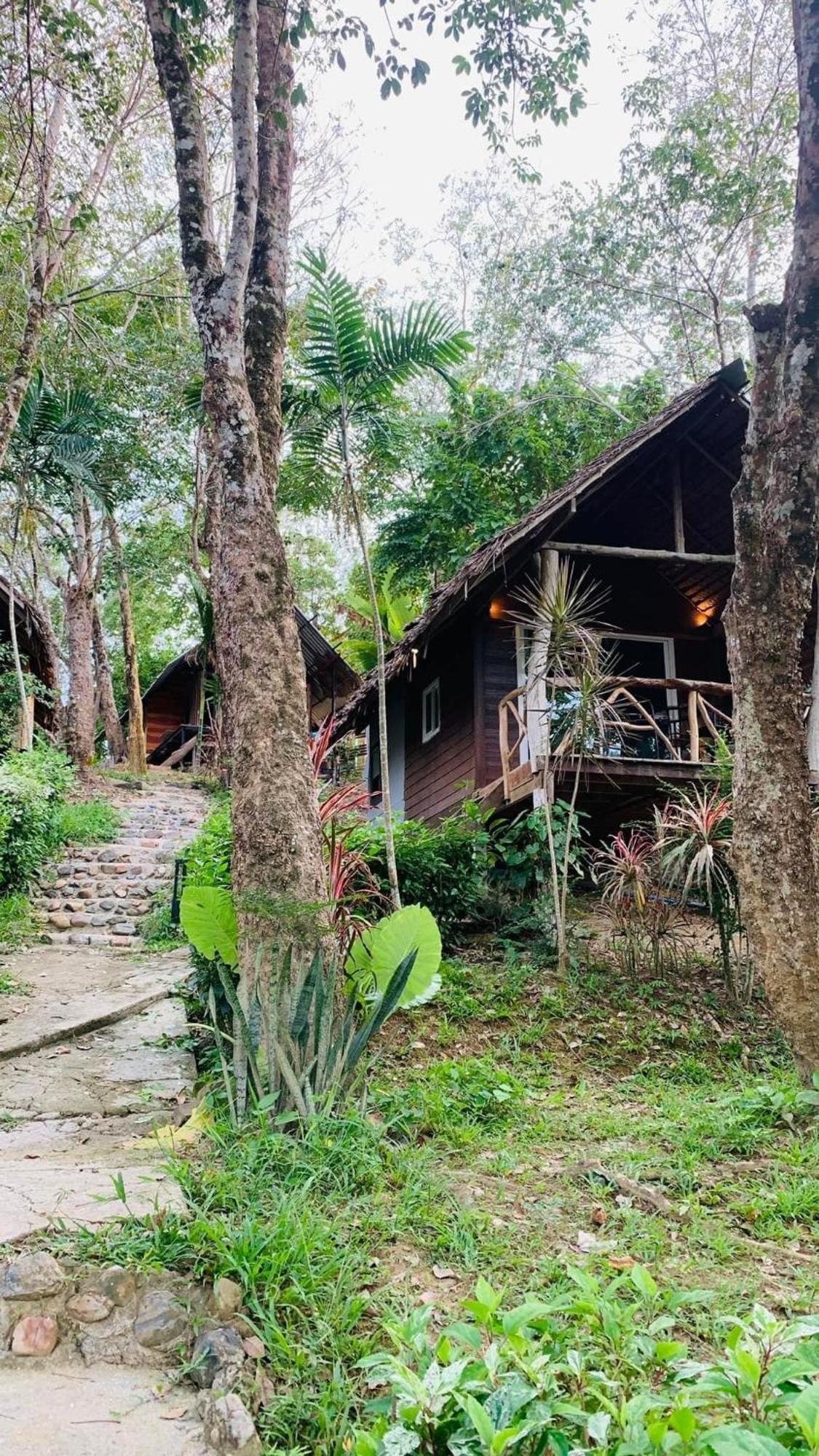 Koh Mook Mountain View Hotel Bagian luar foto