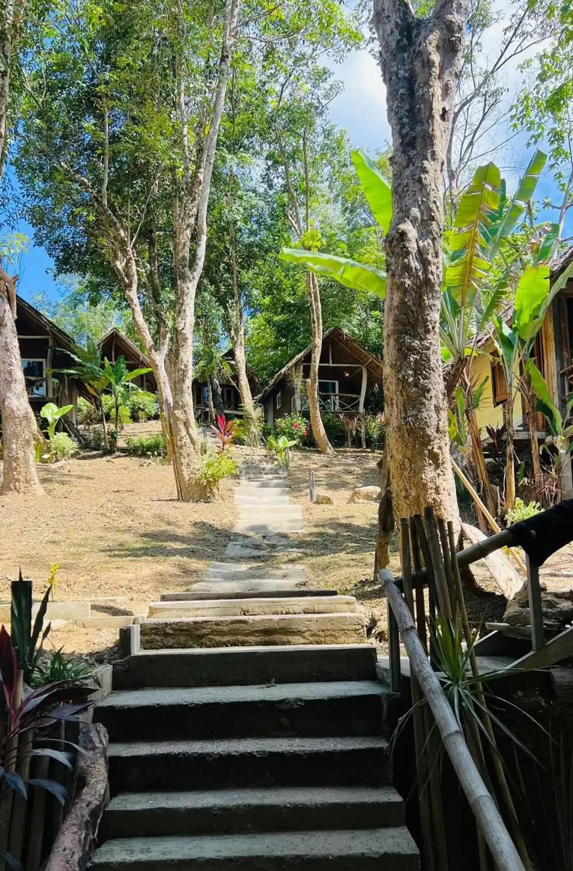 Koh Mook Mountain View Hotel Bagian luar foto