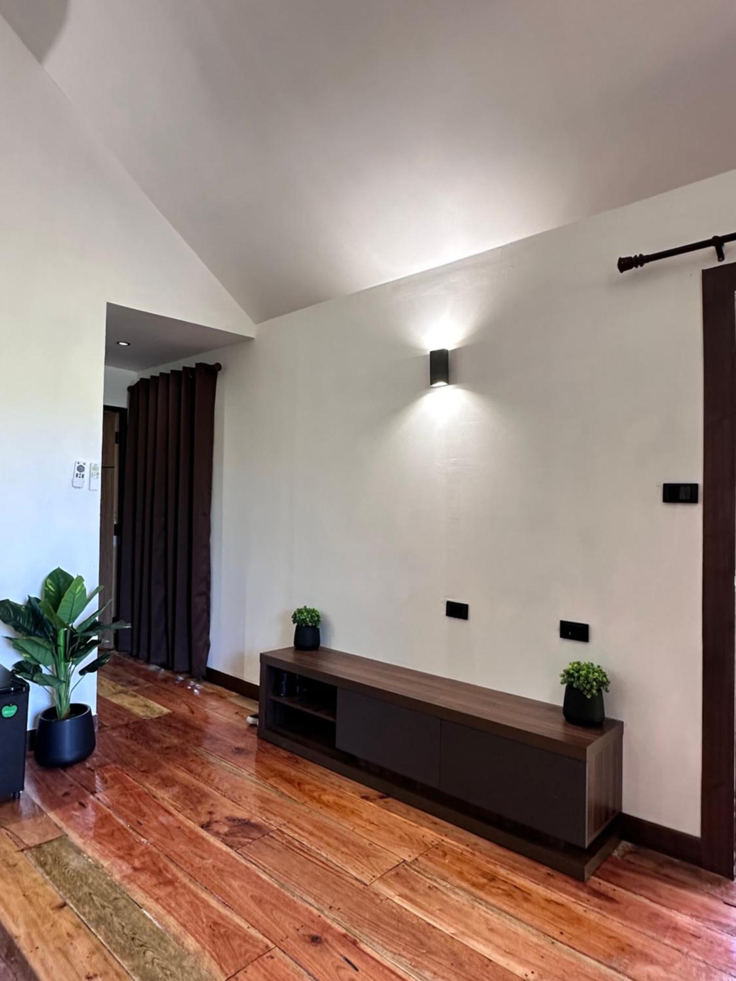 Koh Mook Mountain View Hotel Bagian luar foto